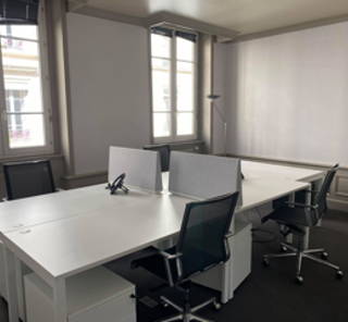 Bureau privé 32 m² 6 postes Coworking Rue des Remparts d'Ainay Lyon 69002 - photo 5